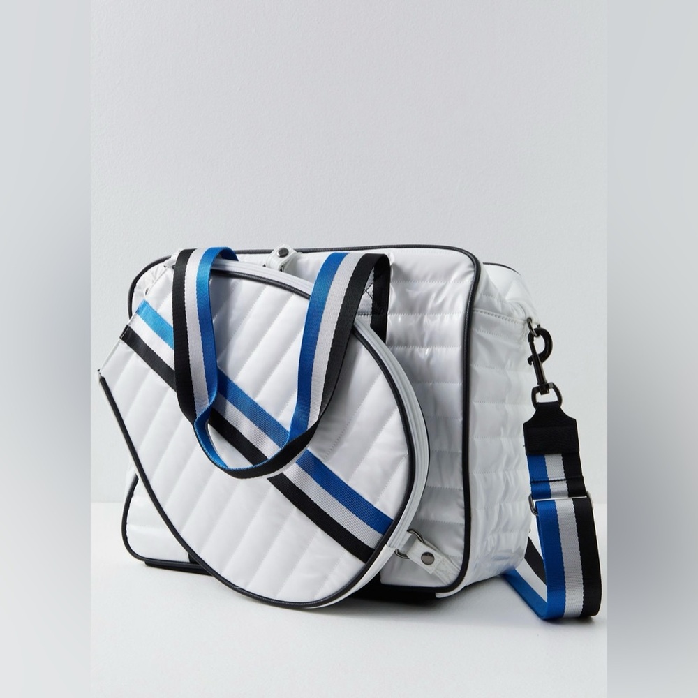 FP x THINK ROYLN Quilted Multi Pocket Nylon Tennis Tote Bag NWT 🔖 - Picture 2 of 6